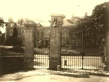 EH03D - La grille du château