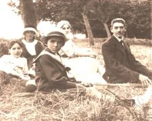 7703 - Veules-les-Roses, groupe, Jean à gauche