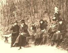 V0438 - Forêt de Montmorency, mars 1917, avec les Procop??