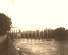 V0499 - Barrage de Tuilières sur la Dordogne, octobre 1919
