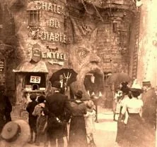 V1206 - 29 mai 1913, Luna Park, le château du Diable