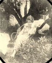 Suzanne, 1919