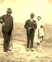 1927