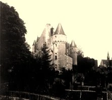 V0683 - Château de Montrésor, mai 1923