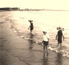 V0679 - 3 enfants Cordelle et De Seroux