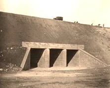 V0892 - Coronel-Falcon, ouvrage de décharge