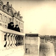 JH06D - Versailles, Nanny et Suzanne Chedal