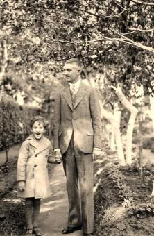 1937, Jean C. et Yves, Rosario