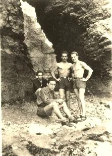 Les 4 cousins à la pointe du Hoc