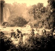 V0172 - 28 mai 1909, Iguazù, passerelle en aval des chutes