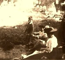 V0367 - Tlemcen, dans un bois