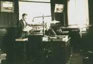 8-2-1908 - Louis Cordelle dans son bureau,