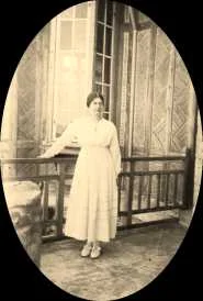 Germaine Parmentier, grande amie de Maman, vers 1918