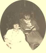 Simone et Suzanne vers 1916
