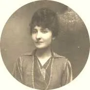 Suzanne, vers 1914
