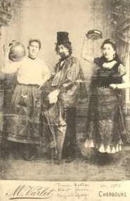 les deux 1/2 soeurs Jeanne Bastien et Marguerite