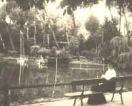 Hélène au Jardin d'Acclimatation