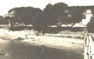 Jean et Suzanne sur la plage de Sainte-Maxime