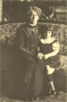 Adeline Collard et sa petite fille Claudine Collard