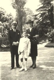 Les Hausermann à Buenos-Aires en 1944: Toutouni, Tante Maine, Jean-Paul et Jean-Louis