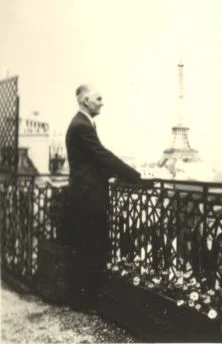 Printemps 49, Papa, av de Lamballe