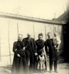 VM019 - Reims, les Maillet-Valser, les Georges Maillet et leurs 2 aînés