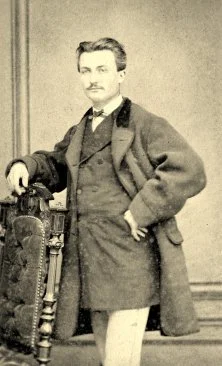 (détails)