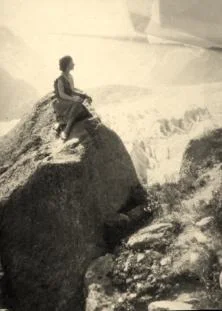 Andrée à Chamonix vers 1925