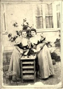 (détails)