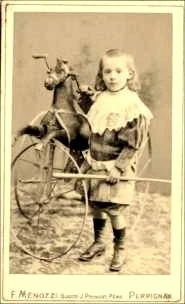 Maurice, enfant, 1897c