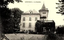(détails)