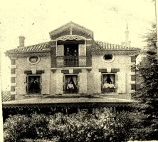 (détails)