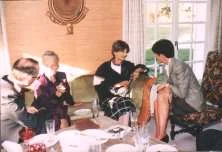 chez les Cirier, de g à d: Christian, Grannie, Claude, Fanny