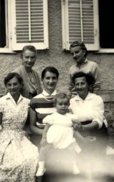 Fanny, Grannie, Claude, Frédéric, Tandrée, Madette