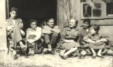 La famille Maillet: de g à d:Yvon?, Marguerite, Etienne, Tandrée, Annie, Claire
