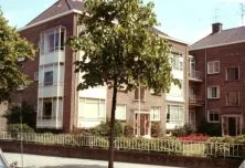 (détails)