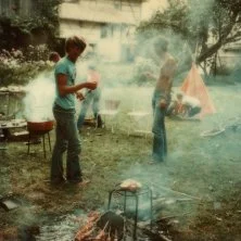 Campement et barbecue, Christophe et Frédéric ci-dessus