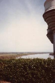 (détails)