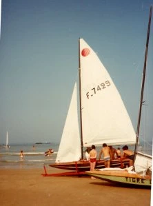 (détails)