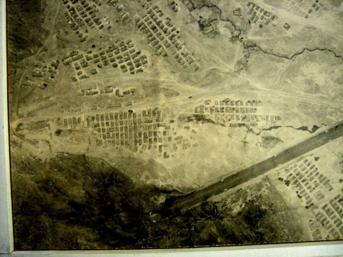 Document complémentaire — Erraguene1960-PisteCamp.jpg